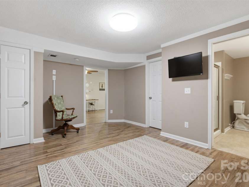 220 Hunstanton Drive, Winnsboro, SC 29180.  MLS# CAR4413754, YatesRealty ID 43417. Basement Bedroom