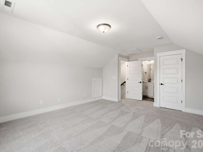 1433 Crooked Stick Drive, Rock Hill, SC 29730.  MLS# CAR4360974, YatesRealty ID 43418. 3rd level bedroom