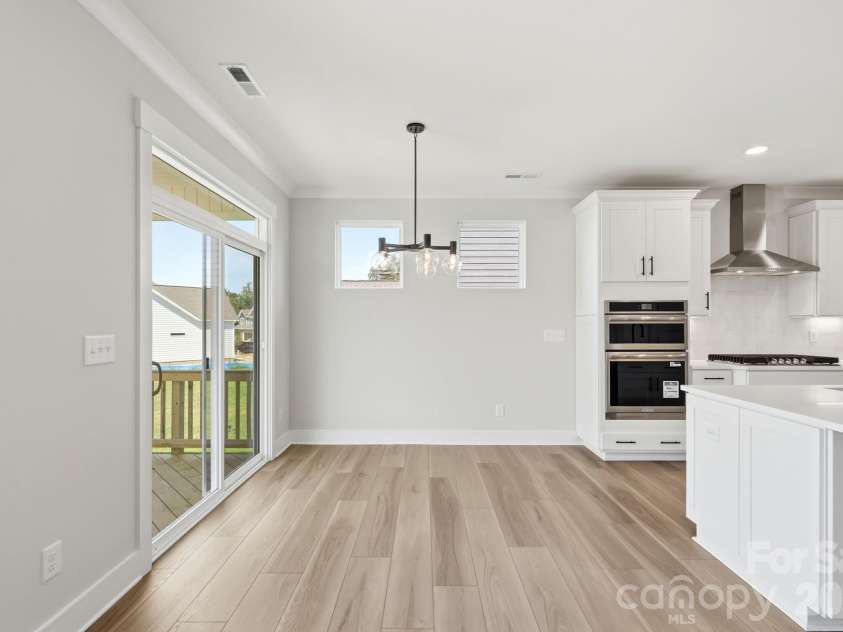 1433 Crooked Stick Drive, Rock Hill, SC 29730.  MLS# CAR4360974, YatesRealty ID 43418. Breakfast Area