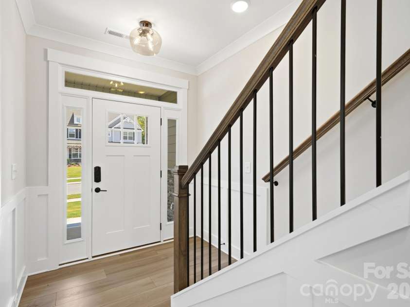 1433 Crooked Stick Drive, Rock Hill, SC 29730.  MLS# CAR4360974, YatesRealty ID 43418. Entryway