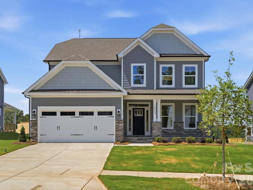 1433 Crooked Stick Drive, Rock Hill, SC 29730.  MLS# CAR4360974, YatesRealty ID 43418. Homesite 74 features a Cypress F floorplan
