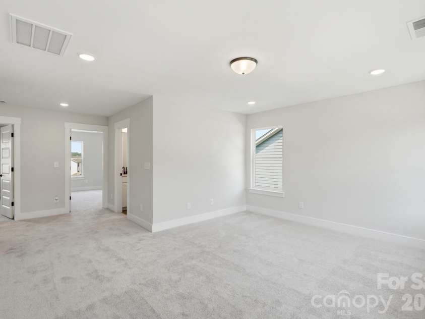 1433 Crooked Stick Drive, Rock Hill, SC 29730.  MLS# CAR4360974, YatesRealty ID 43418. Loft