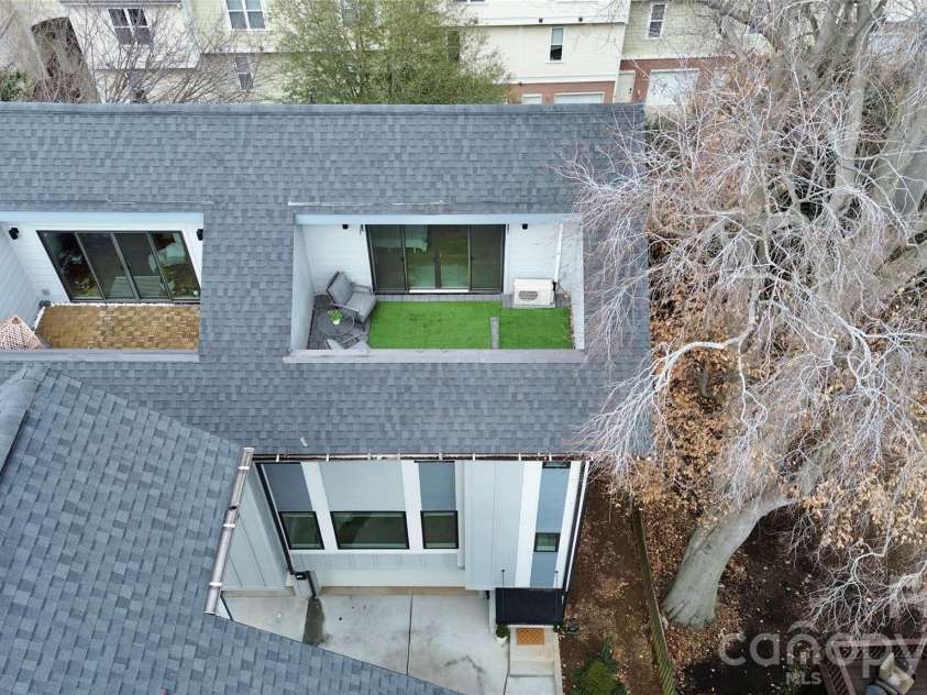 1004 Margaret Brown Street, Charlotte, NC 28202.  MLS# CAR4341341, YatesRealty ID 4342. 