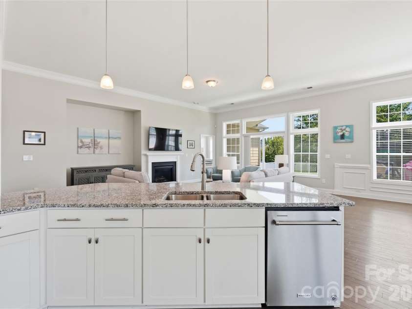 294 Robinwood Lane, Clover, SC 29710.  MLS# CAR4405763, YatesRealty ID 43420. 