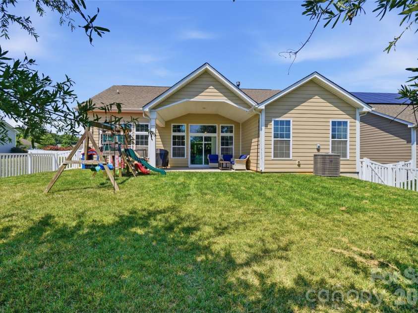 294 Robinwood Lane, Clover, SC 29710.  MLS# CAR4405763, YatesRealty ID 43420. 