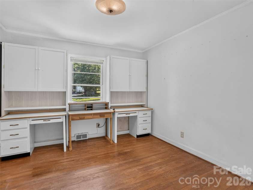 3112 Wesley Way, Hendersonville, NC 28792.  MLS# CAR4393295, YatesRealty ID 43422. Office/Bedroom1