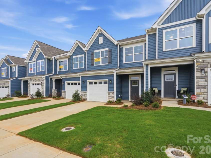 108 Pointer Trail, Troutman, NC 28166.  MLS# CAR4407688, YatesRealty ID 43423. Homesite 3 features an Ashland B floorplan