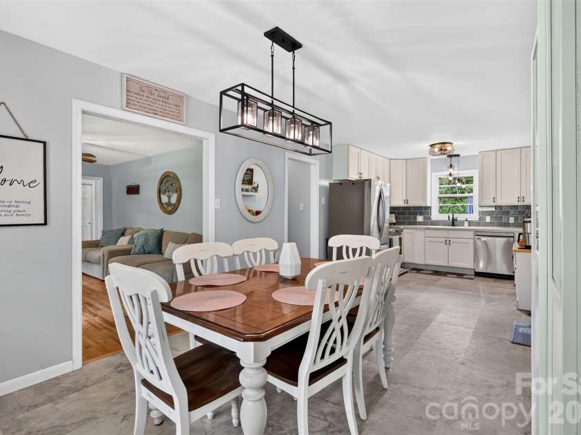 3116 Pilgrim Road, Chester, SC 29706.  MLS# CAR4410227, YatesRealty ID 43425. 