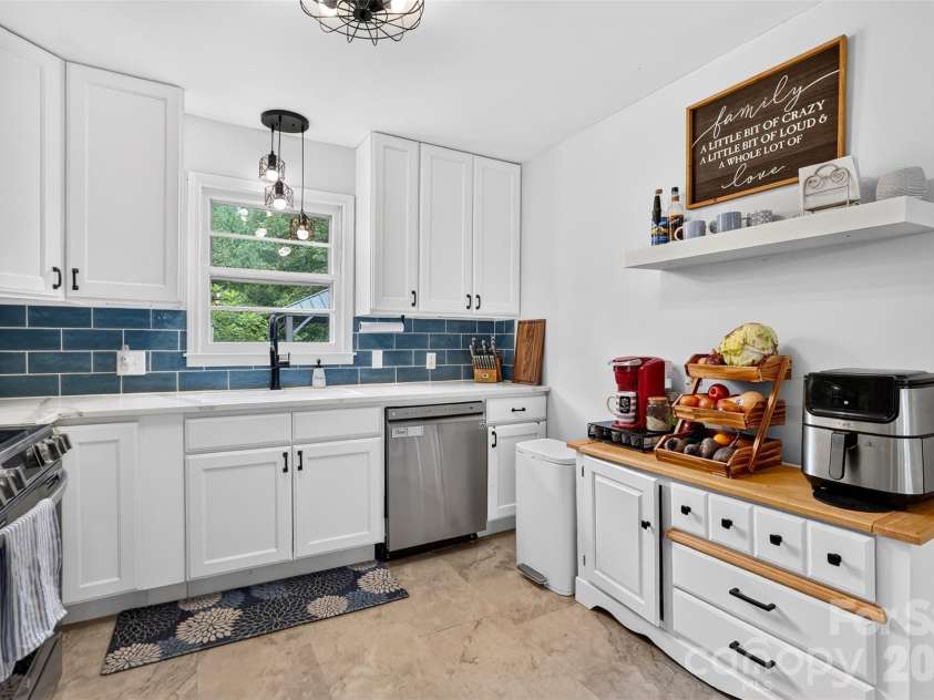 3116 Pilgrim Road, Chester, SC 29706.  MLS# CAR4410227, YatesRealty ID 43425. 