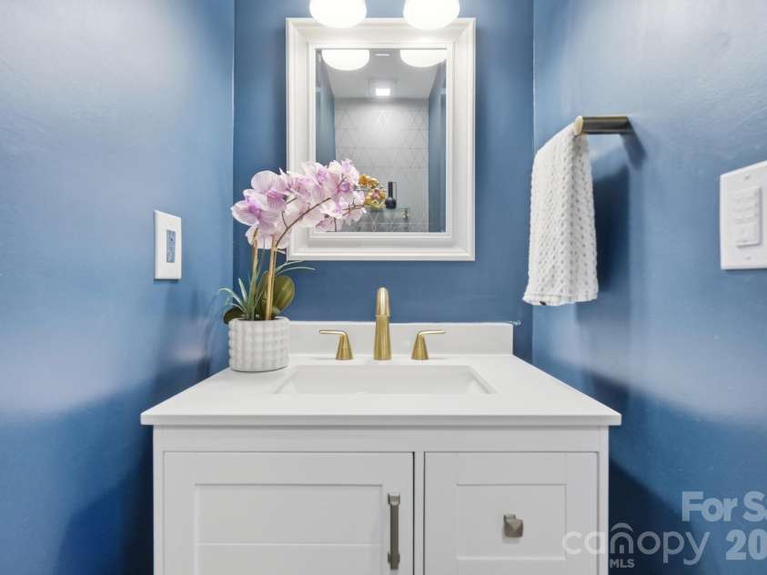 4012 Magna Lane, Indian Trail, NC 28079.  MLS# CAR4406067, YatesRealty ID 43428. Updated Main Floor Powder Room