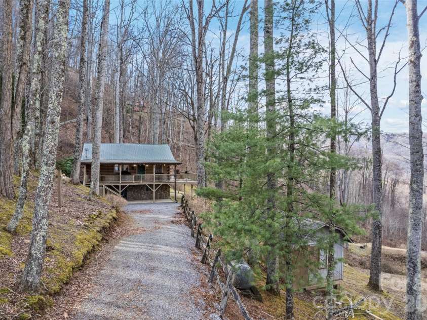 10 Zenith Drive, Waynesville, NC 28785.  MLS# CAR4341915, YatesRealty ID 4343. 