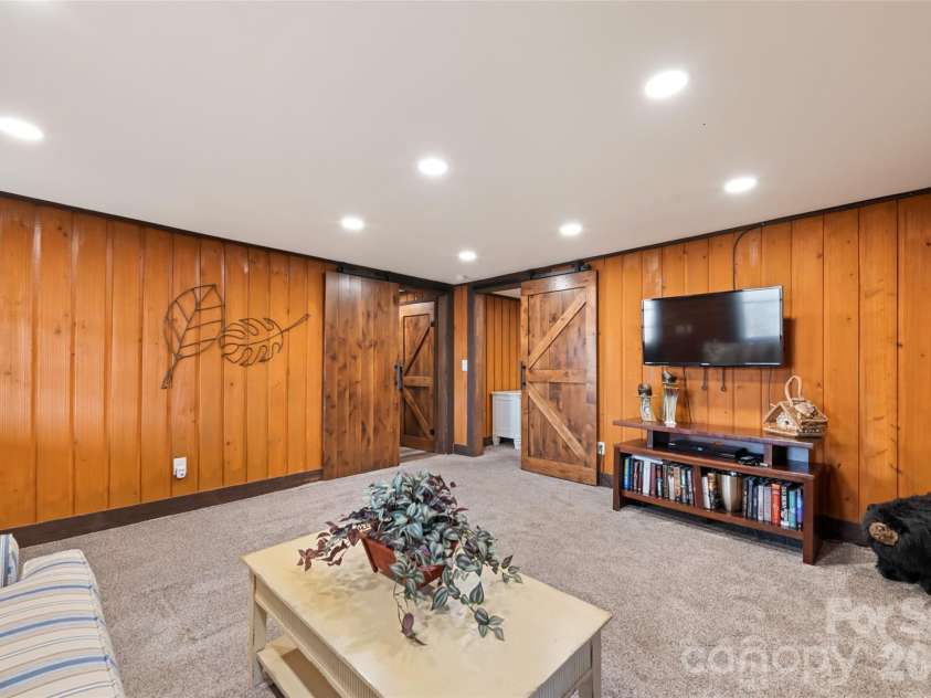 10 Zenith Drive, Waynesville, NC 28785.  MLS# CAR4341915, YatesRealty ID 4343. 