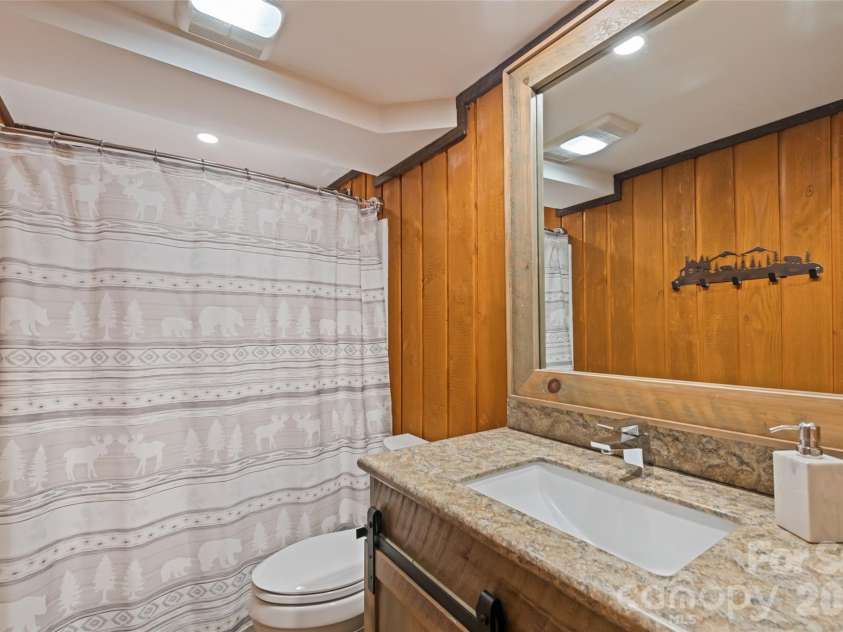 10 Zenith Drive, Waynesville, NC 28785.  MLS# CAR4341915, YatesRealty ID 4343. 