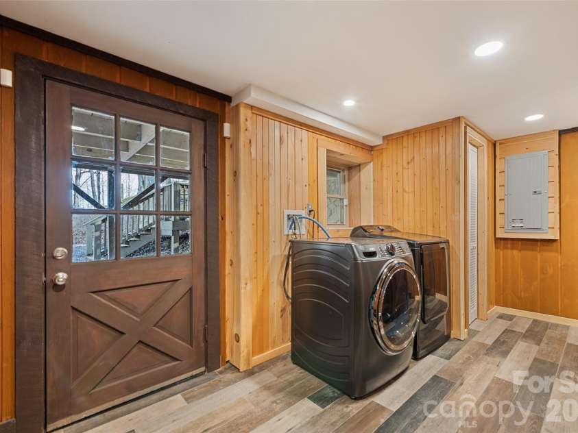 10 Zenith Drive, Waynesville, NC 28785.  MLS# CAR4341915, YatesRealty ID 4343. 