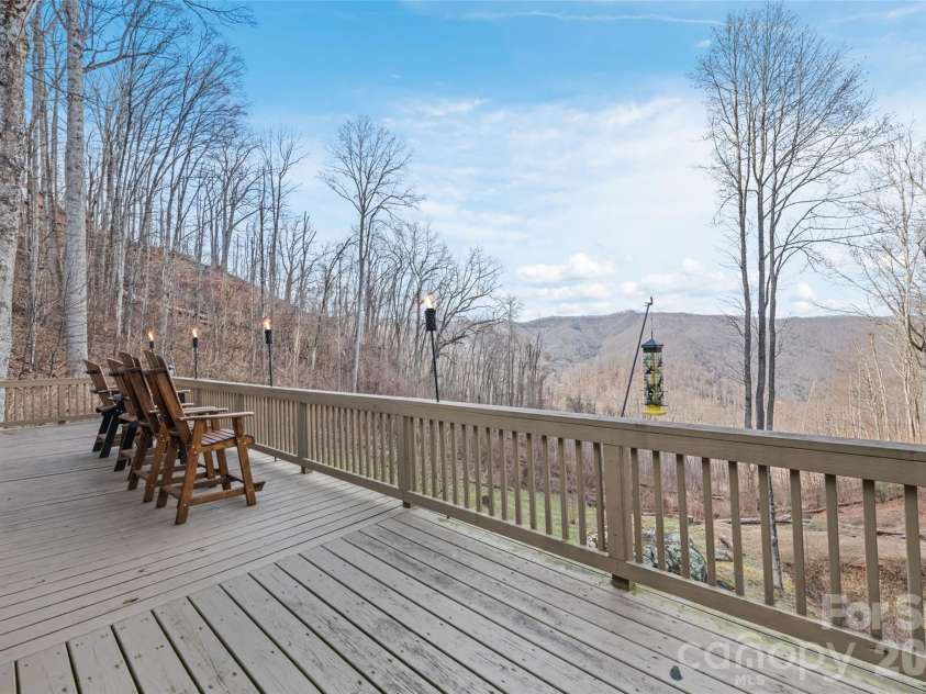 10 Zenith Drive, Waynesville, NC 28785.  MLS# CAR4341915, YatesRealty ID 4343. 