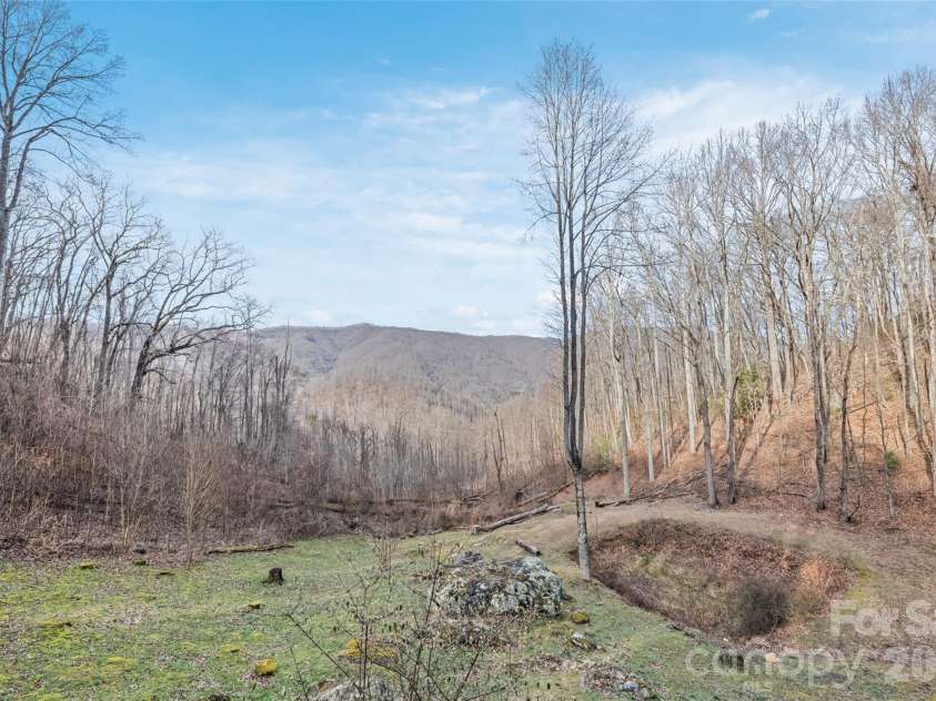 10 Zenith Drive, Waynesville, NC 28785.  MLS# CAR4341915, YatesRealty ID 4343. 