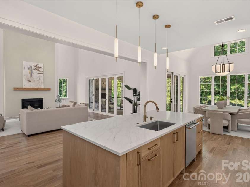 213 Crest Court, Weddington, NC 28104.  MLS# CAR4411059, YatesRealty ID 43430. 