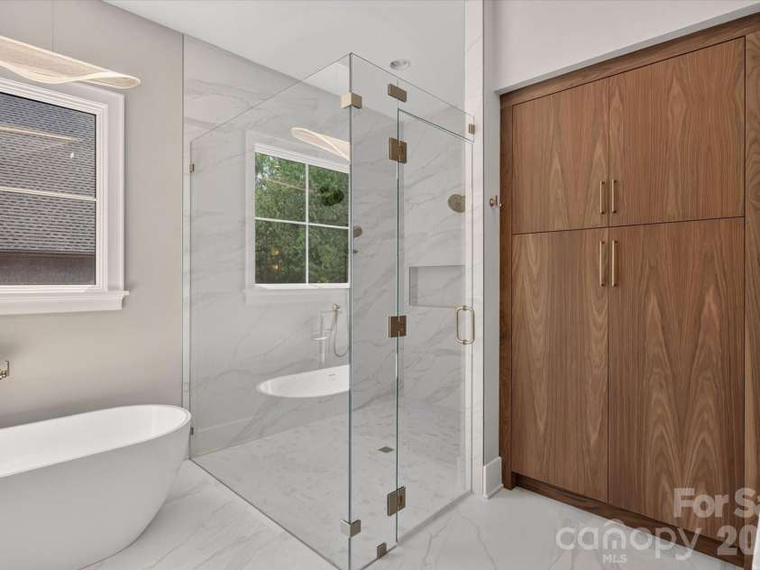 213 Crest Court, Weddington, NC 28104.  MLS# CAR4411059, YatesRealty ID 43430. 