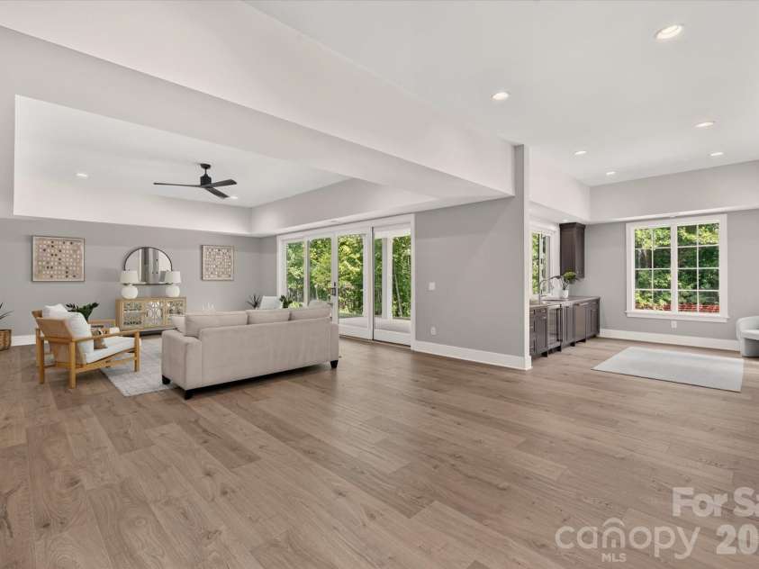 213 Crest Court, Weddington, NC 28104.  MLS# CAR4411059, YatesRealty ID 43430. 