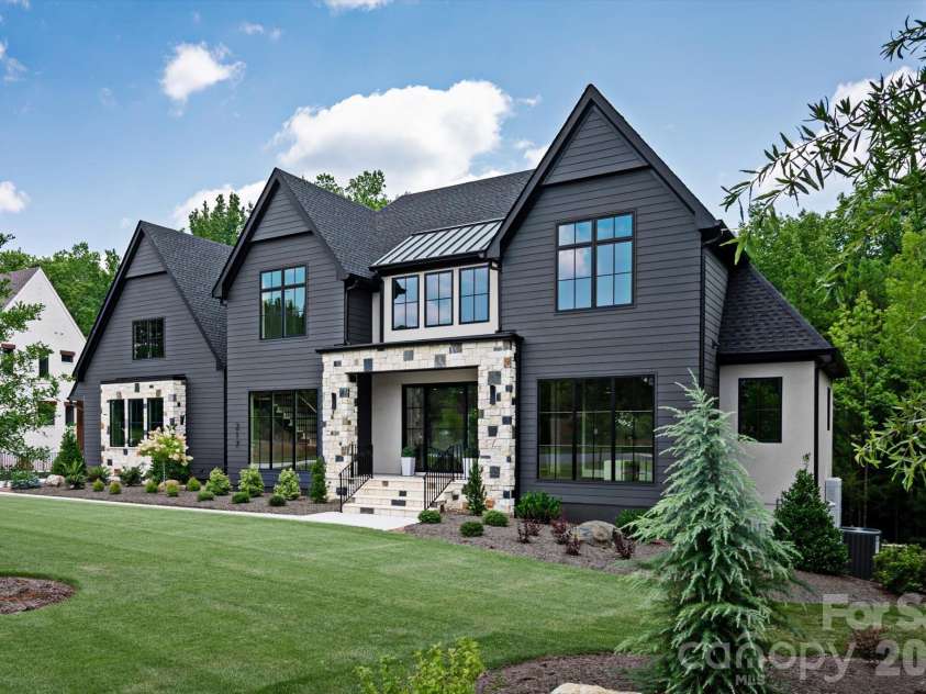 217 Crest Court, Weddington, NC 28104.  MLS# CAR4411273, YatesRealty ID 43432. 