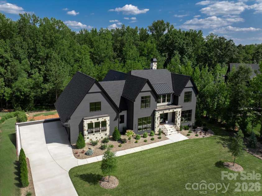 217 Crest Court, Weddington, NC 28104.  MLS# CAR4411273, YatesRealty ID 43432. 