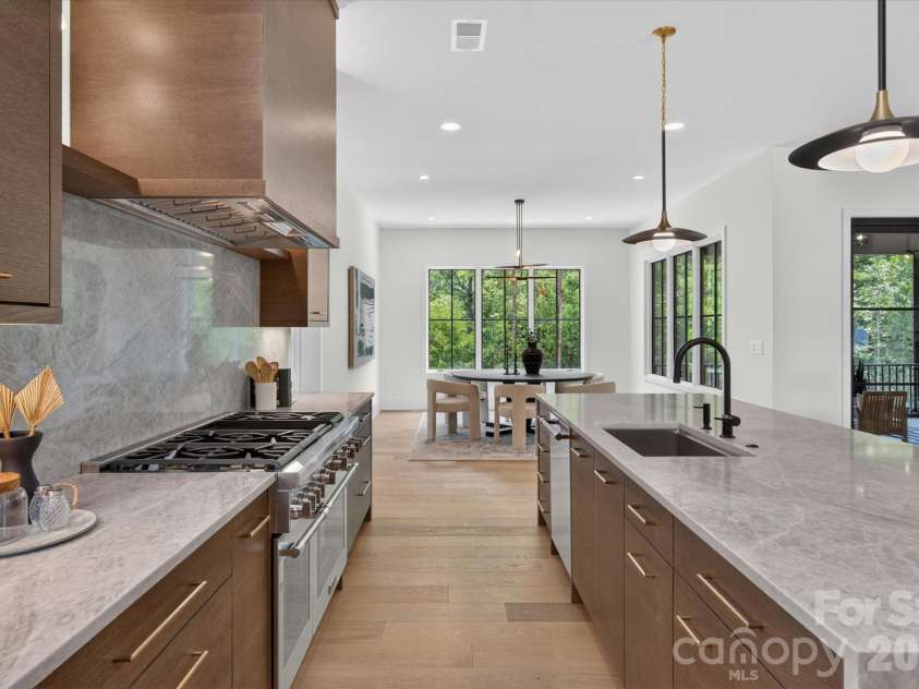 217 Crest Court, Weddington, NC 28104.  MLS# CAR4411273, YatesRealty ID 43432. 