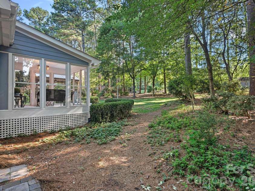 121 Lake Pine Road, Mooresville, NC 28117.  MLS# CAR4404484, YatesRealty ID 43433. Private Park-like Setting