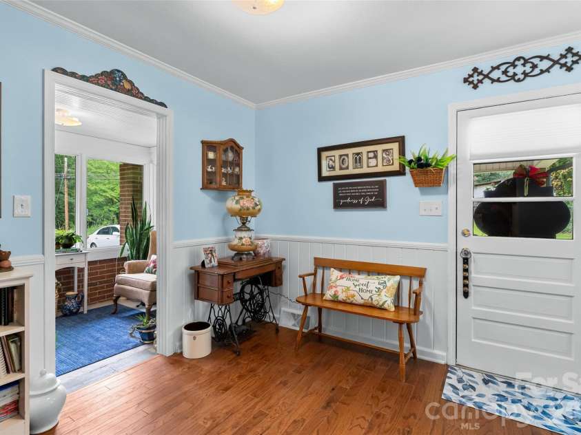1101 Rosewood Avenue, Kannapolis, NC 28081.  MLS# CAR4412003, YatesRealty ID 43434. 
