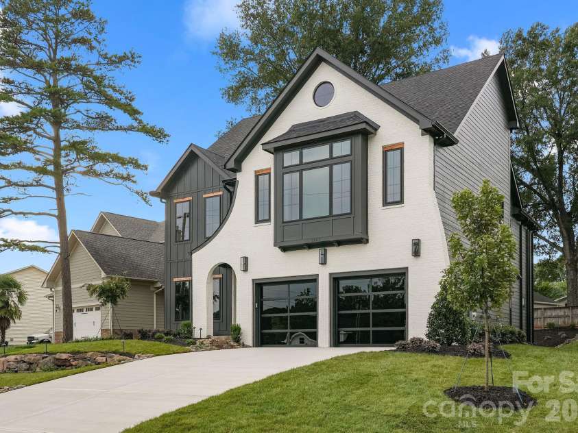 21617 Rio Oro Drive, Cornelius, NC 28031.  MLS# CAR4411277, YatesRealty ID 43438. Built with intention!