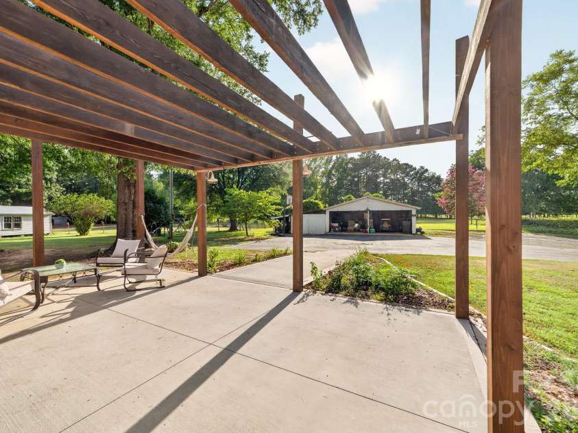 561 Shiloh Road, York, SC 29745.  MLS# CAR4409370, YatesRealty ID 43439. 