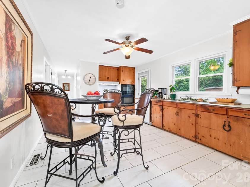 561 Shiloh Road, York, SC 29745.  MLS# CAR4409370, YatesRealty ID 43439. 