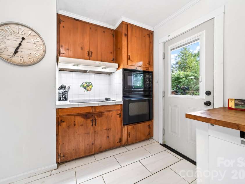 561 Shiloh Road, York, SC 29745.  MLS# CAR4409370, YatesRealty ID 43439. 