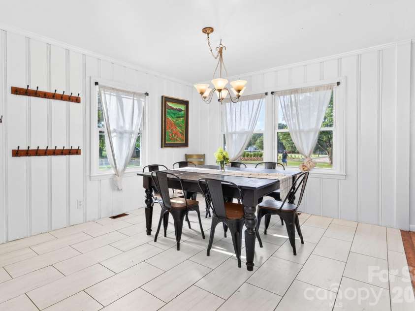 561 Shiloh Road, York, SC 29745.  MLS# CAR4409370, YatesRealty ID 43439. Dining Area