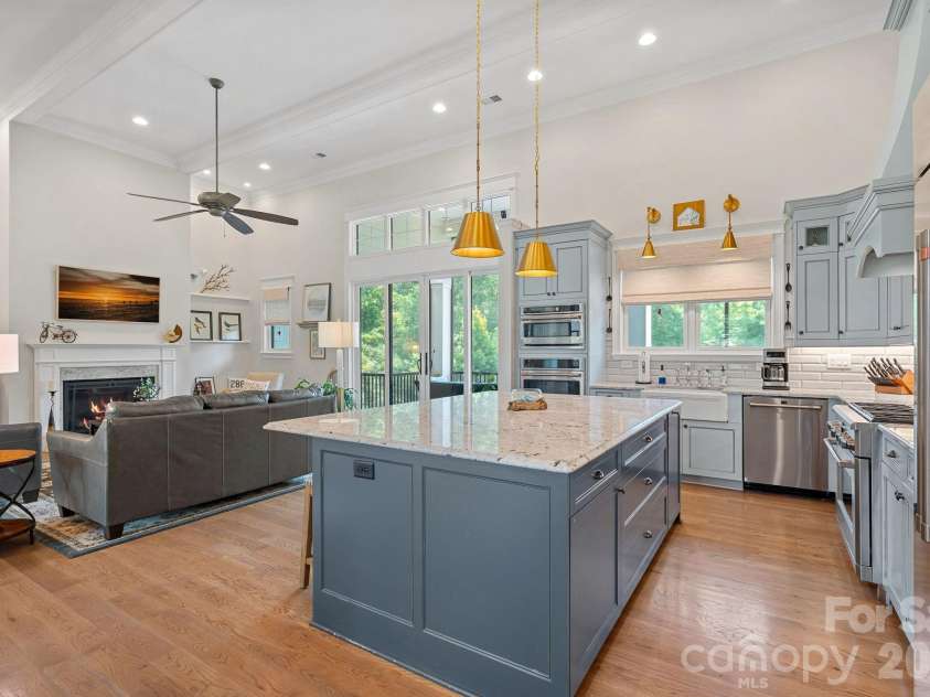 2889 mount Pleasant Road, Sherrills Ford, NC 28673.  MLS# CAR4407318, YatesRealty ID 43440. Beautiful expansive island in custom kitchen