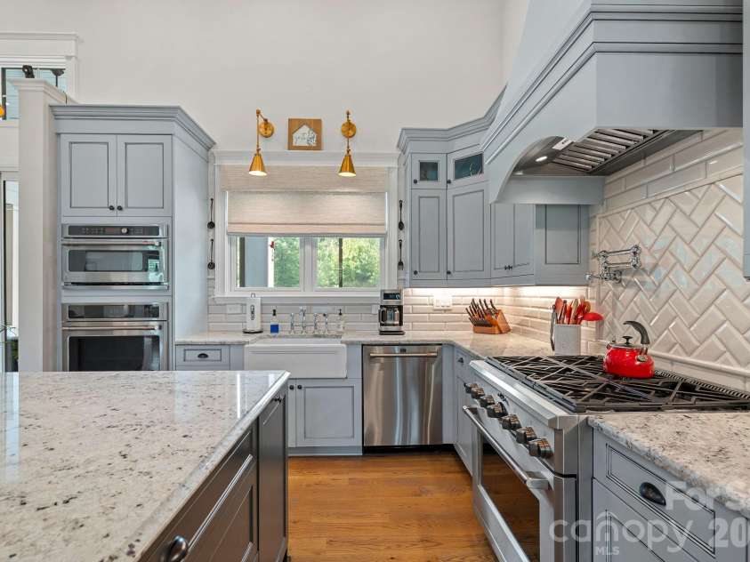 2889 mount Pleasant Road, Sherrills Ford, NC 28673.  MLS# CAR4407318, YatesRealty ID 43440. High end appliances throughout the kitchen