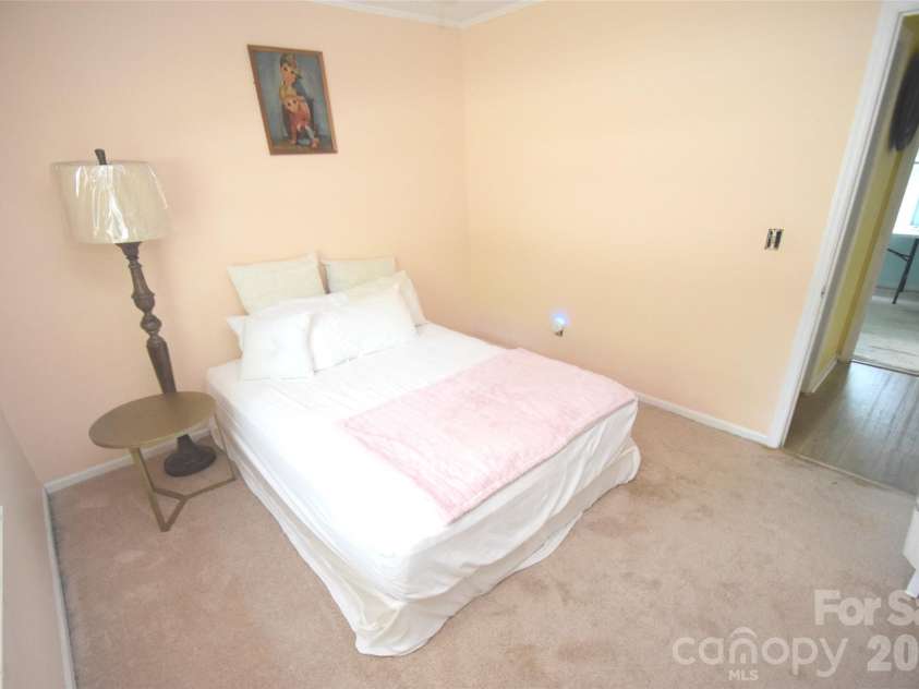 12202 Charing Grove Lane, Charlotte, NC 28273.  MLS# CAR4412542, YatesRealty ID 43441. 