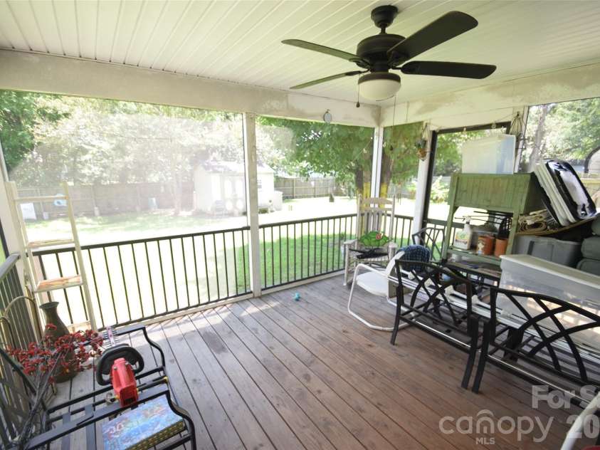 12202 Charing Grove Lane, Charlotte, NC 28273.  MLS# CAR4412542, YatesRealty ID 43441. 