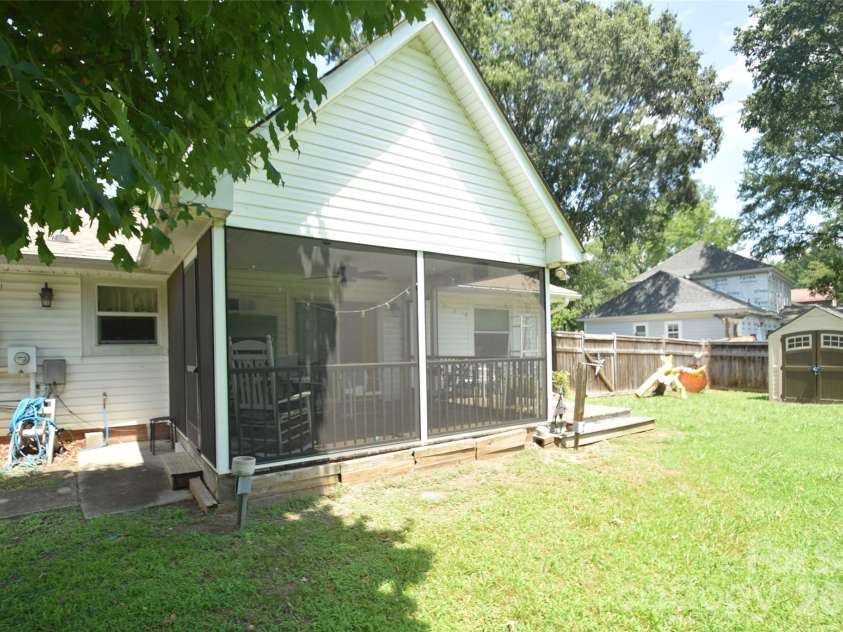 12202 Charing Grove Lane, Charlotte, NC 28273.  MLS# CAR4412542, YatesRealty ID 43441. 