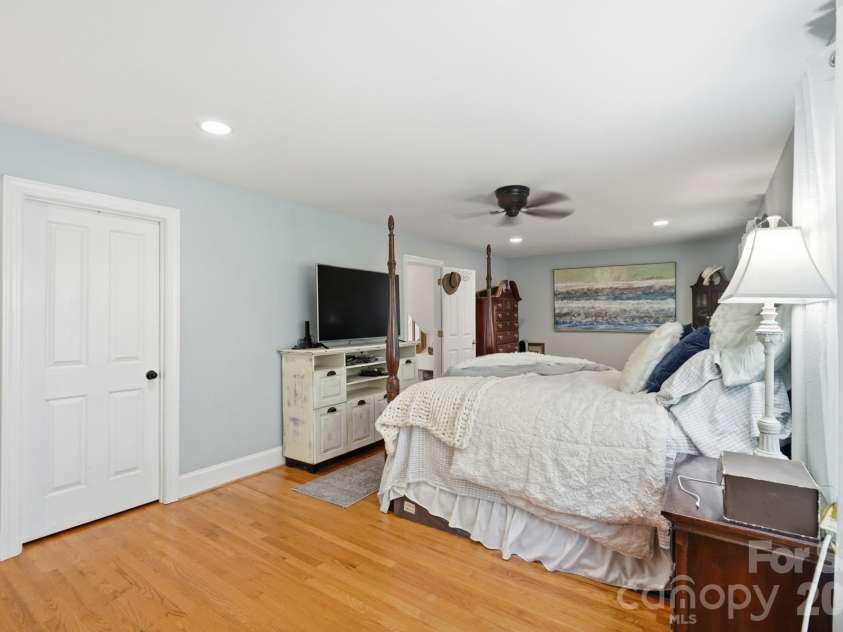 141 Oak Leaf Lane, Wingate, NC 28174.  MLS# CAR4409604, YatesRealty ID 43442. 
