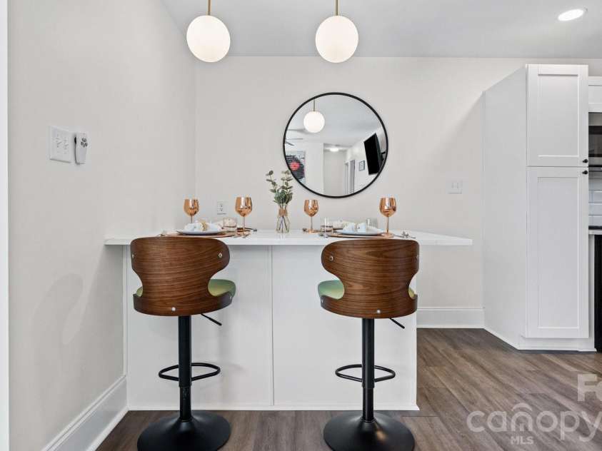 914 Crestmere Street, Charlotte, NC 28208.  MLS# CAR4407266, YatesRealty ID 43443. 
