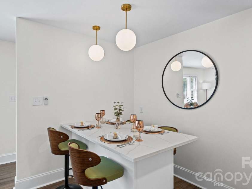 914 Crestmere Street, Charlotte, NC 28208.  MLS# CAR4407266, YatesRealty ID 43443. 
