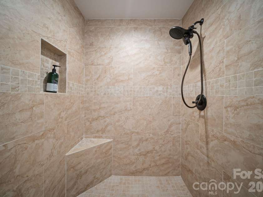 79 Trillium Way, Bryson City, NC 28713.  MLS# CAR4387089, YatesRealty ID 43445. 
