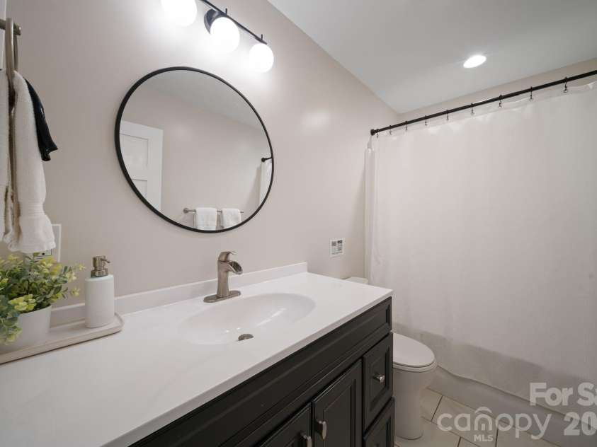 79 Trillium Way, Bryson City, NC 28713.  MLS# CAR4387089, YatesRealty ID 43445. 