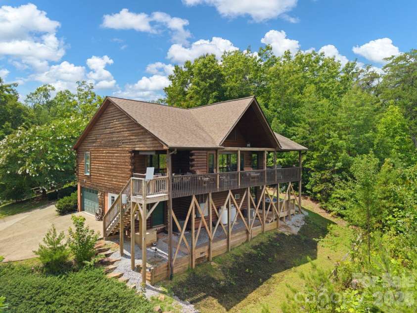 417 Garden Lane, Lake Lure, NC 28746.  MLS# CAR4411192, YatesRealty ID 43446. 