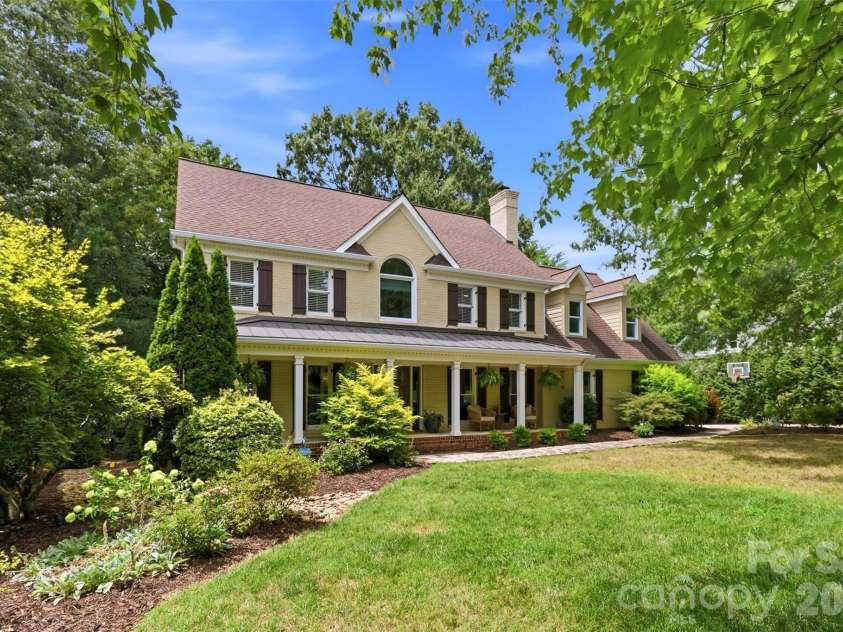 170 Kimberly Road, Davidson, NC 28036.  MLS# CAR4405171, YatesRealty ID 43447. 