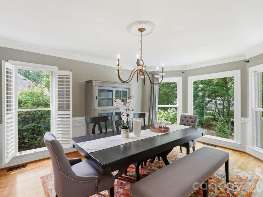 170 Kimberly Road, Davidson, NC 28036.  MLS# CAR4405171, YatesRealty ID 43447. Dinning Room