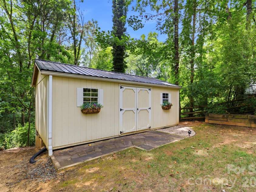 170 Kimberly Road, Davidson, NC 28036.  MLS# CAR4405171, YatesRealty ID 43447. Shed