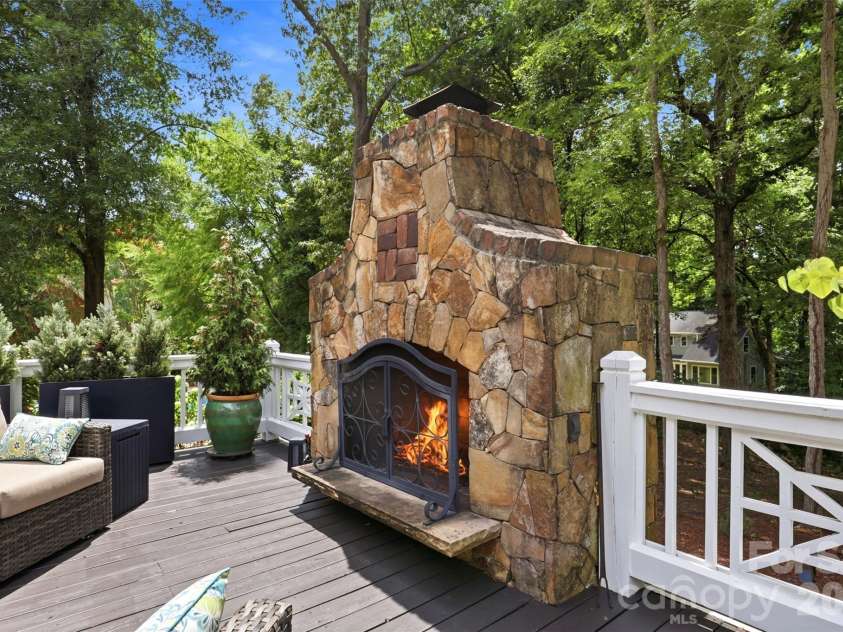 170 Kimberly Road, Davidson, NC 28036.  MLS# CAR4405171, YatesRealty ID 43447. Wood burning fireplace