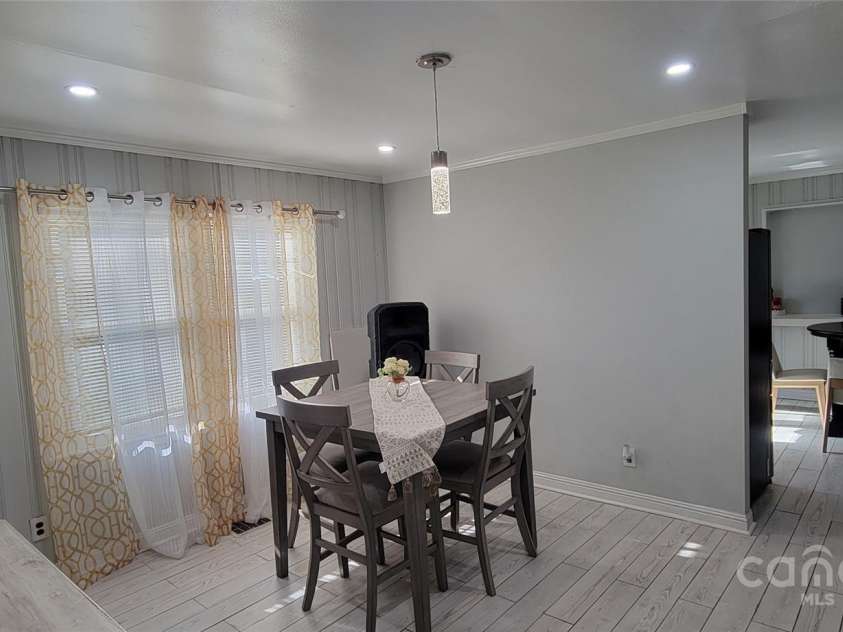 110 Buckoak Street, Stanley, NC 28164.  MLS# CAR4202952, YatesRealty ID 4345. 