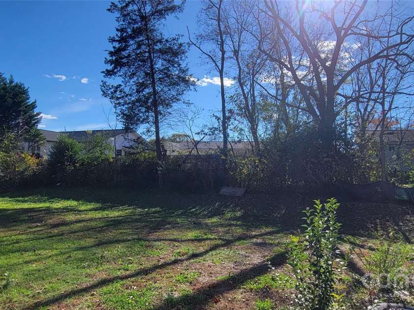 110 Buckoak Street, Stanley, NC 28164.  MLS# CAR4202952, YatesRealty ID 4345. 